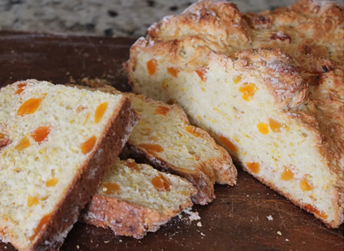 Butter Bread with Dried Apricots
